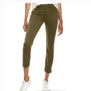 Jen 7  by 7 for All Mankind’s capri, size10